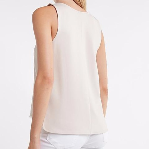 NEW Express Faux Leather Crew Neck Tank Cream Womens XL - Picture 2 of 6